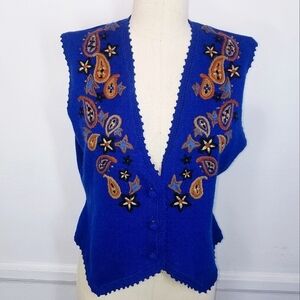 Koret‎ | Knit a embroidered Vest